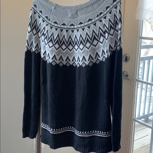 Old Navy isles black and grey sweater medum - Picture 6 of 16